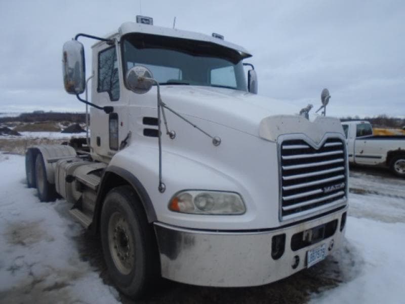 Mack CXU613 2015