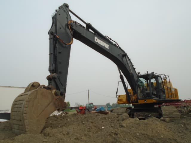 John Deere 450D LC 2010