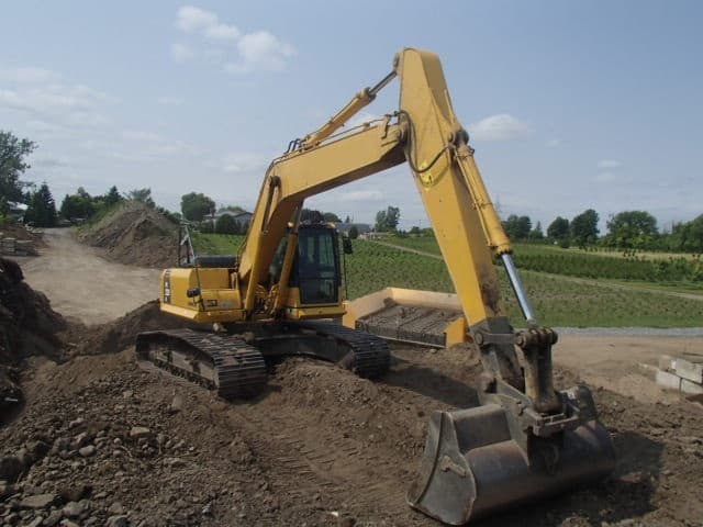 Komatsu PC220LC-8 2010