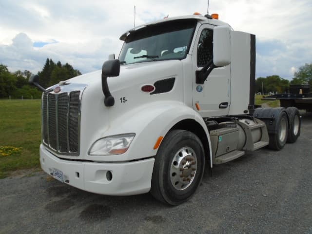 Peterbilt 579 2015